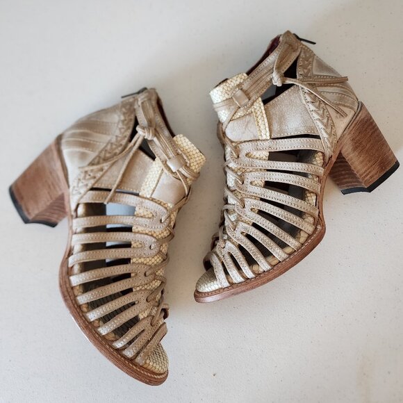 Freebird Bootie "EUC" - Picture 8 of 16